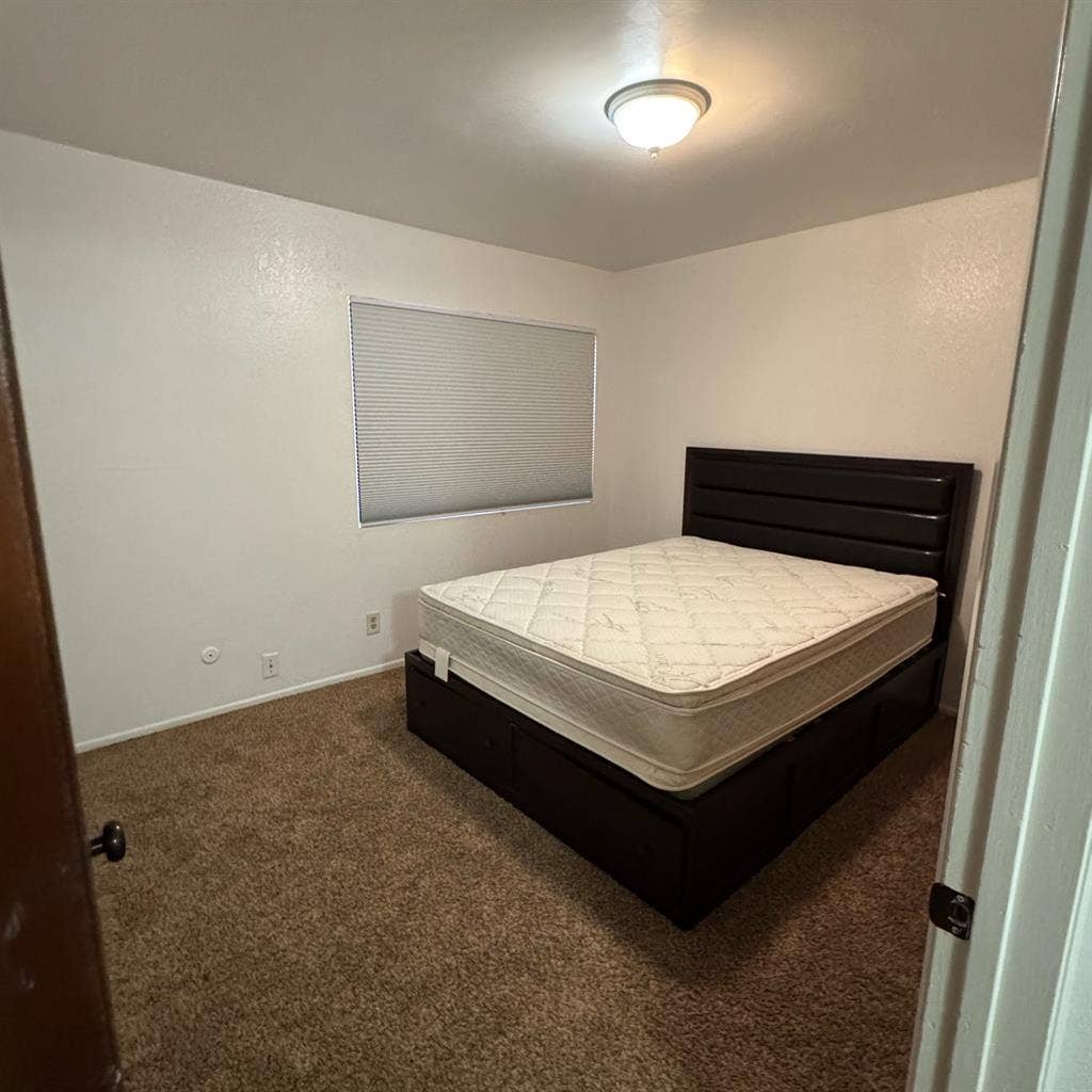 Room for Rent in Condo