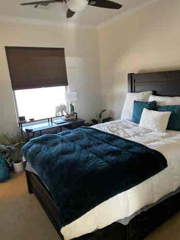 Luxury Lake Las Vegas Room for Rent