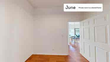 3 BR in Chicago