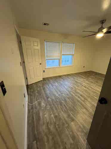 master bedroom for rent on 3rd fl