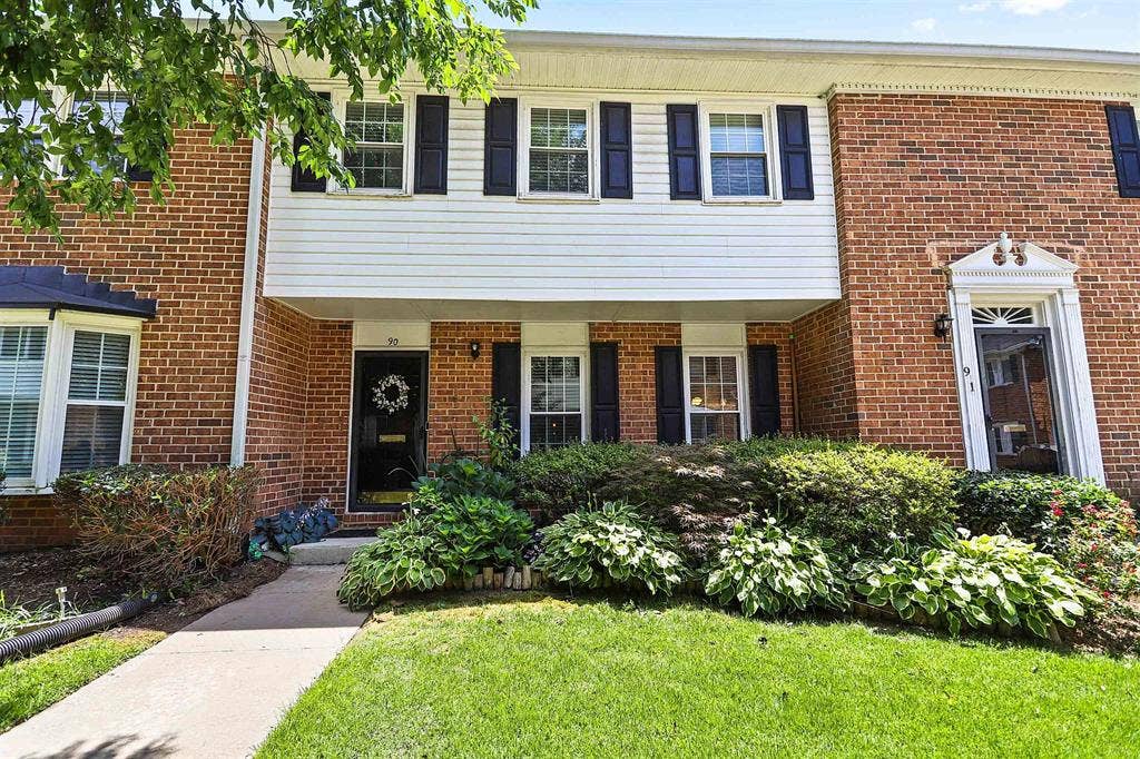 Peaceful home in Sandy Springs