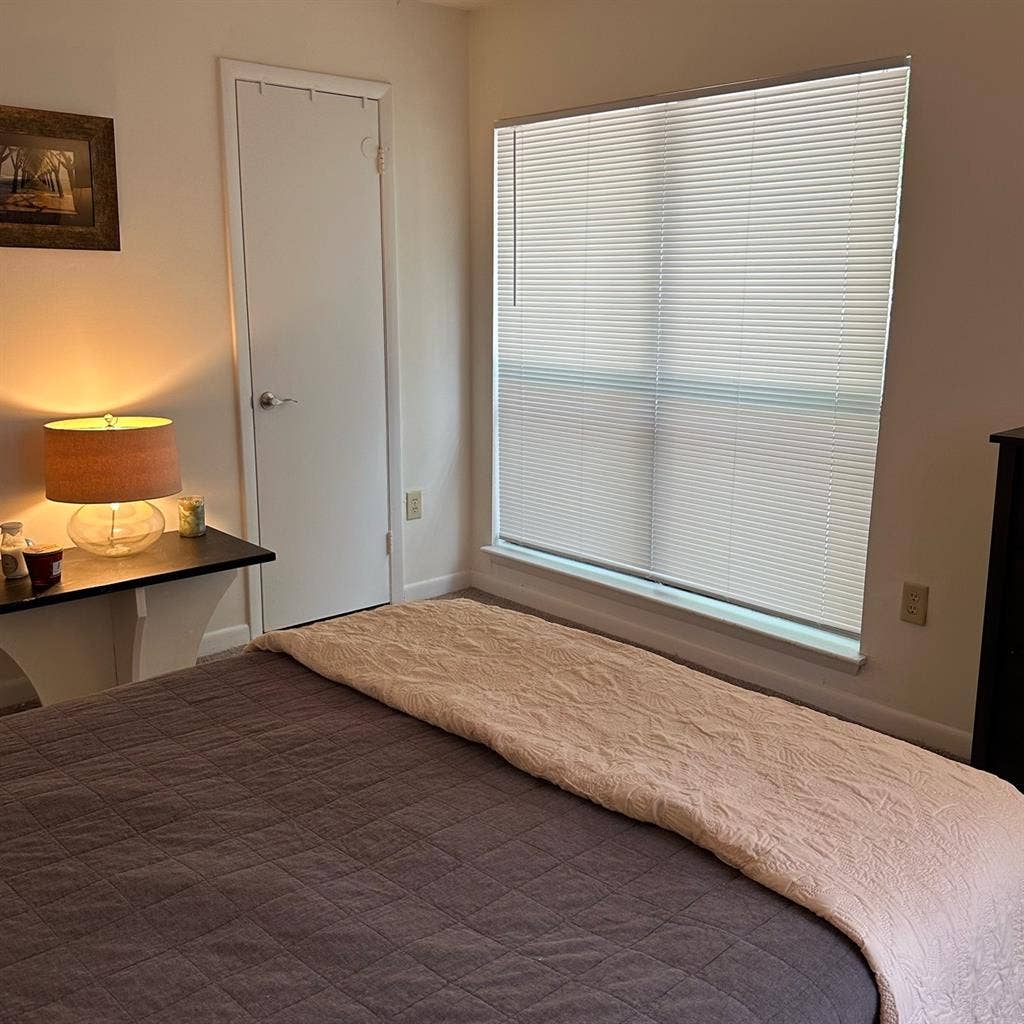 Room For Rent- Available Feb 1st