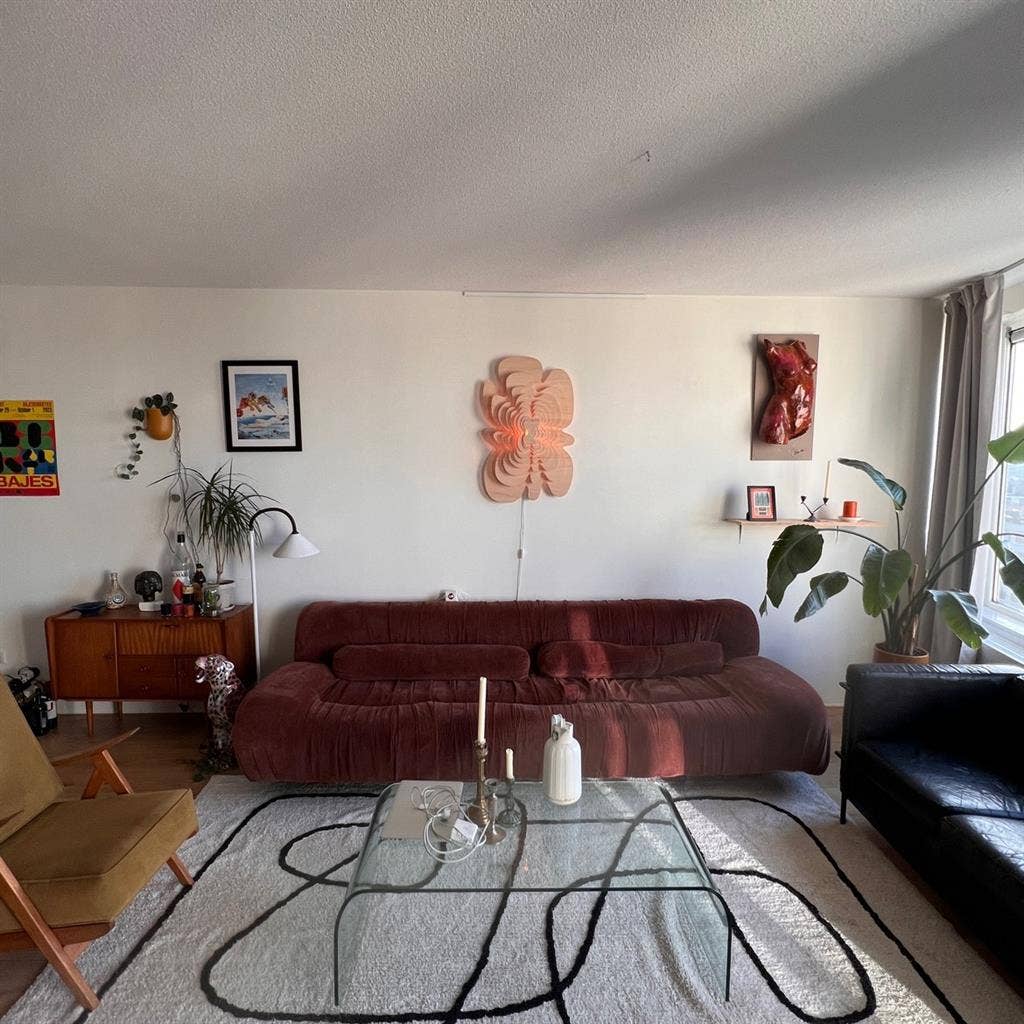 Sublet from end dec to start of 
feb