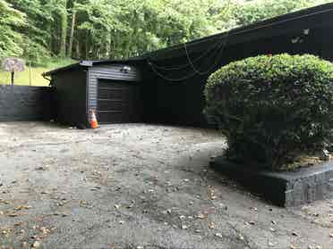 Room for Rent in Mid-Cent Mod House