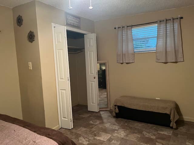 Clean Home - room for rent