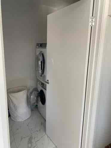 Room with Private bathroom/Derrimut