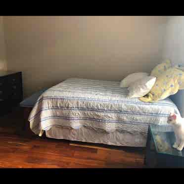 Furnished room. S Austin