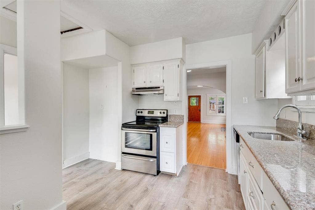 1 BR in Denver