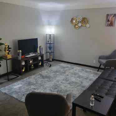 Room in Maple Heights