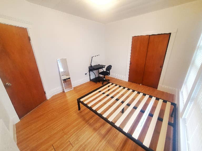 Privet room for rent in Medford