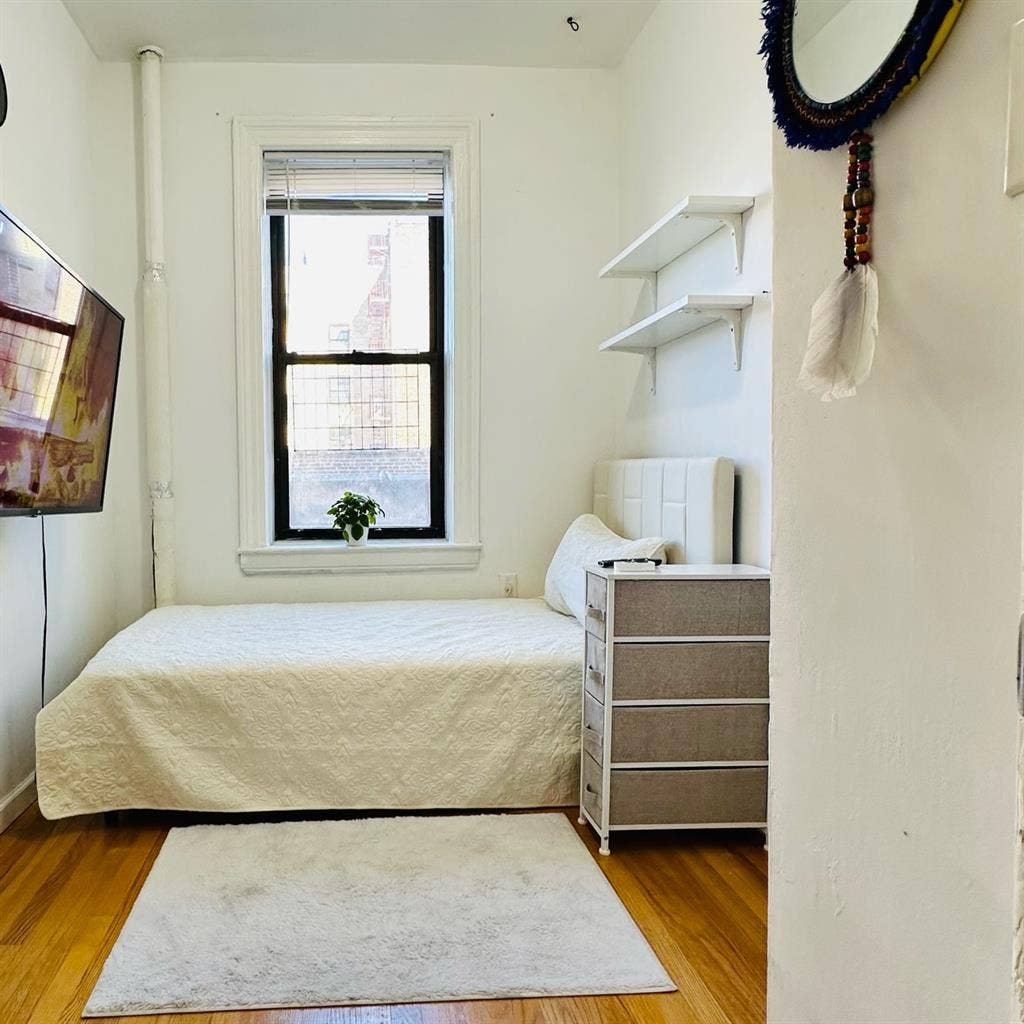 Short term renting in Astoria