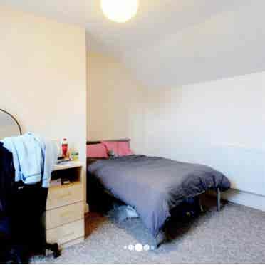 Tenancy Takeover !! 3 Bedroom Flat