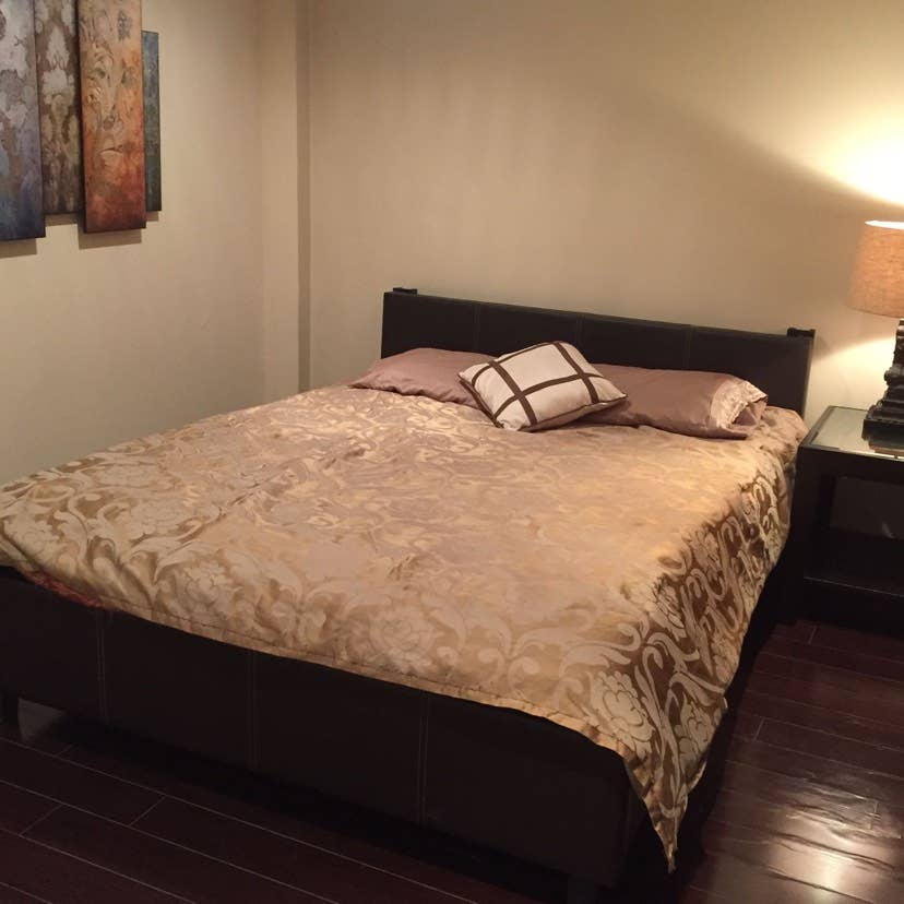 Room for rent. Central Mississauga!