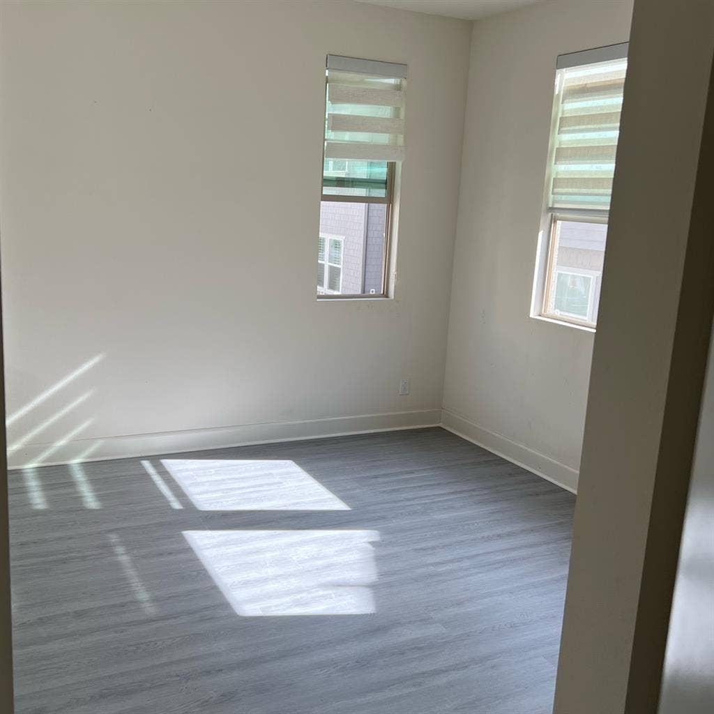 New room for rent in the Whittier