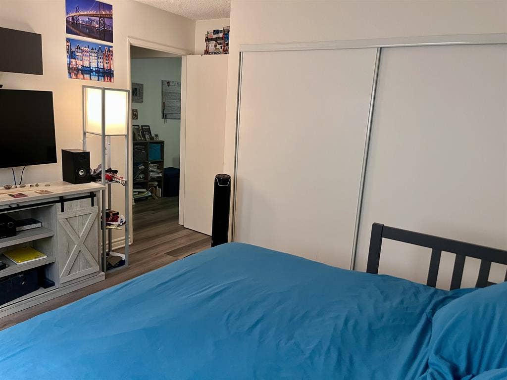 1-Bedroom Sublet in WEHO