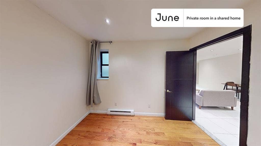 4 BR in New York City