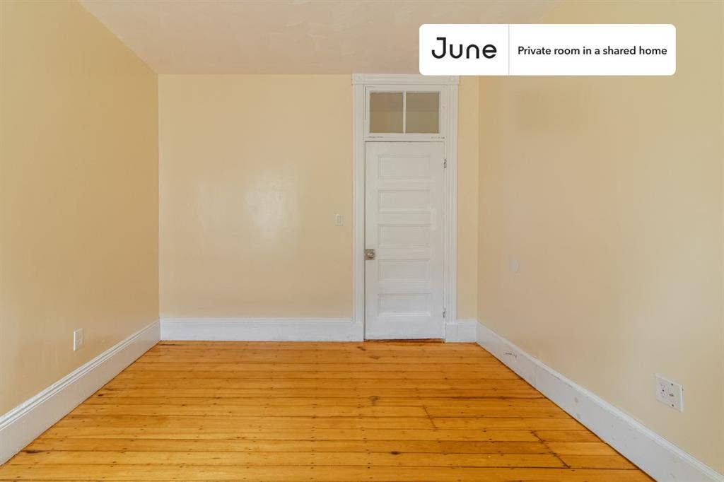 4 BR in Boston