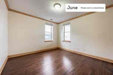 3 BR in Chicago