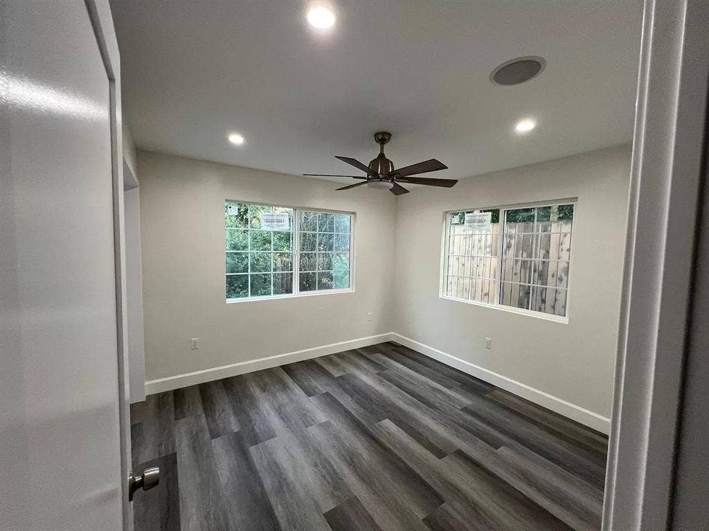 Convenient room in Long Beach