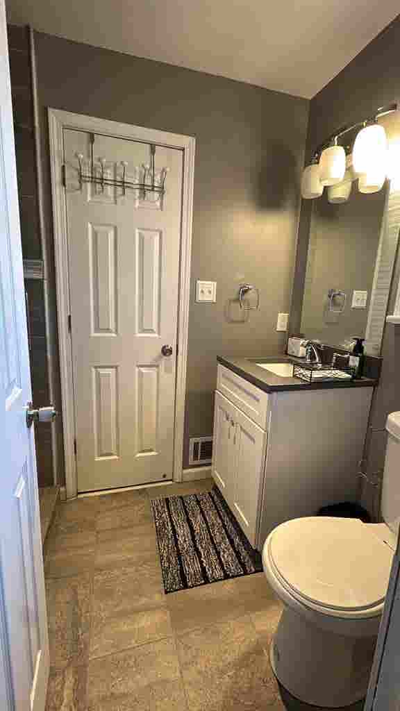 Furnished room for women available.