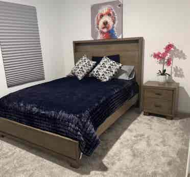 Furnished room