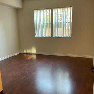 Master bd in NoHo/Studio city