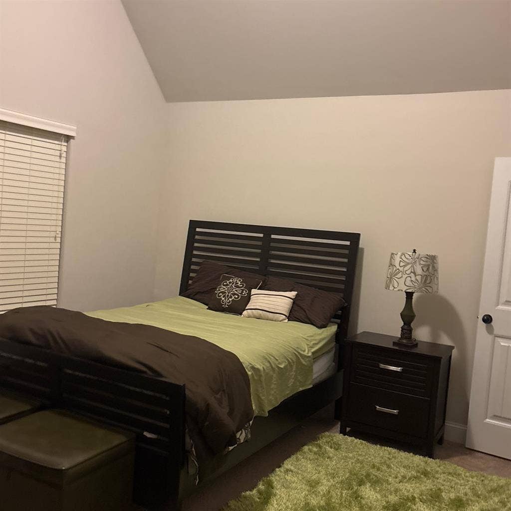 Room for in Lawrenceville,Ga