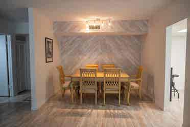 Sunny Spacious 1 bed Hallandale Bch