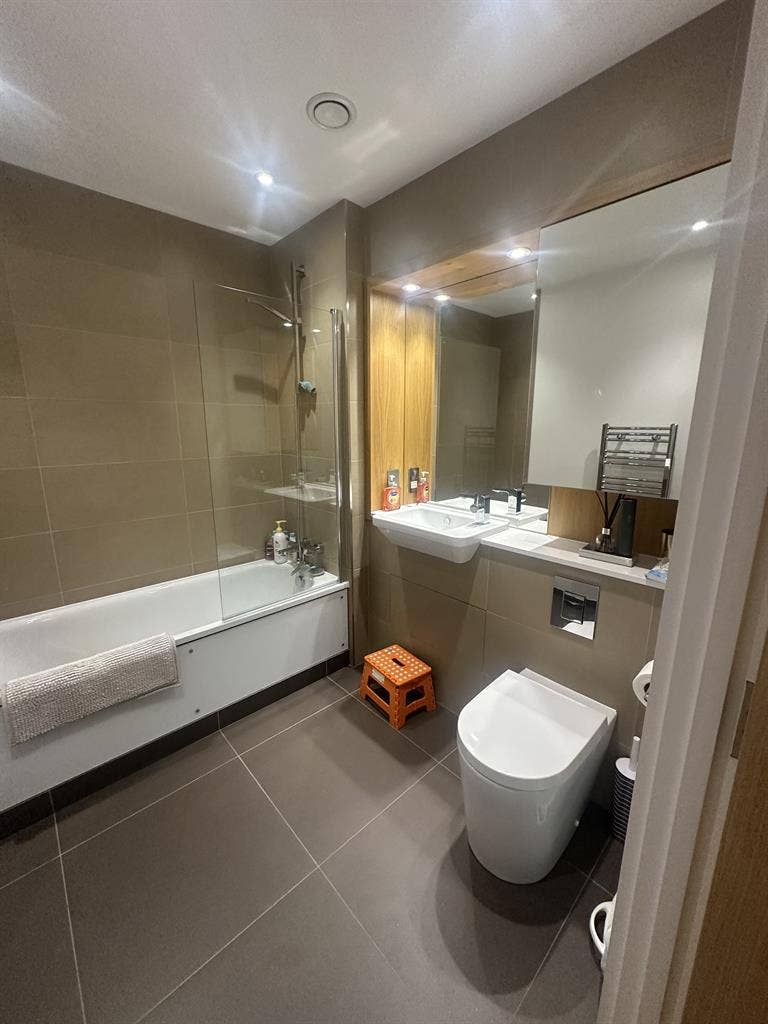 En suite room to rent