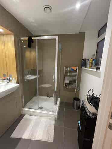 En suite room to rent