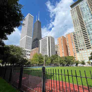 Room to rent in Streeterville