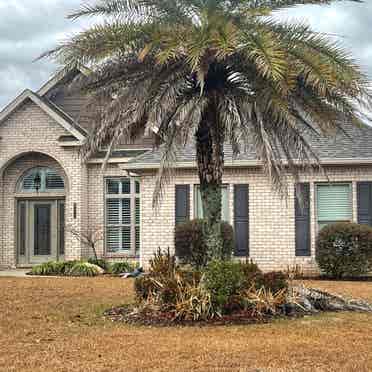 Beautiful Home Close to the Beach 