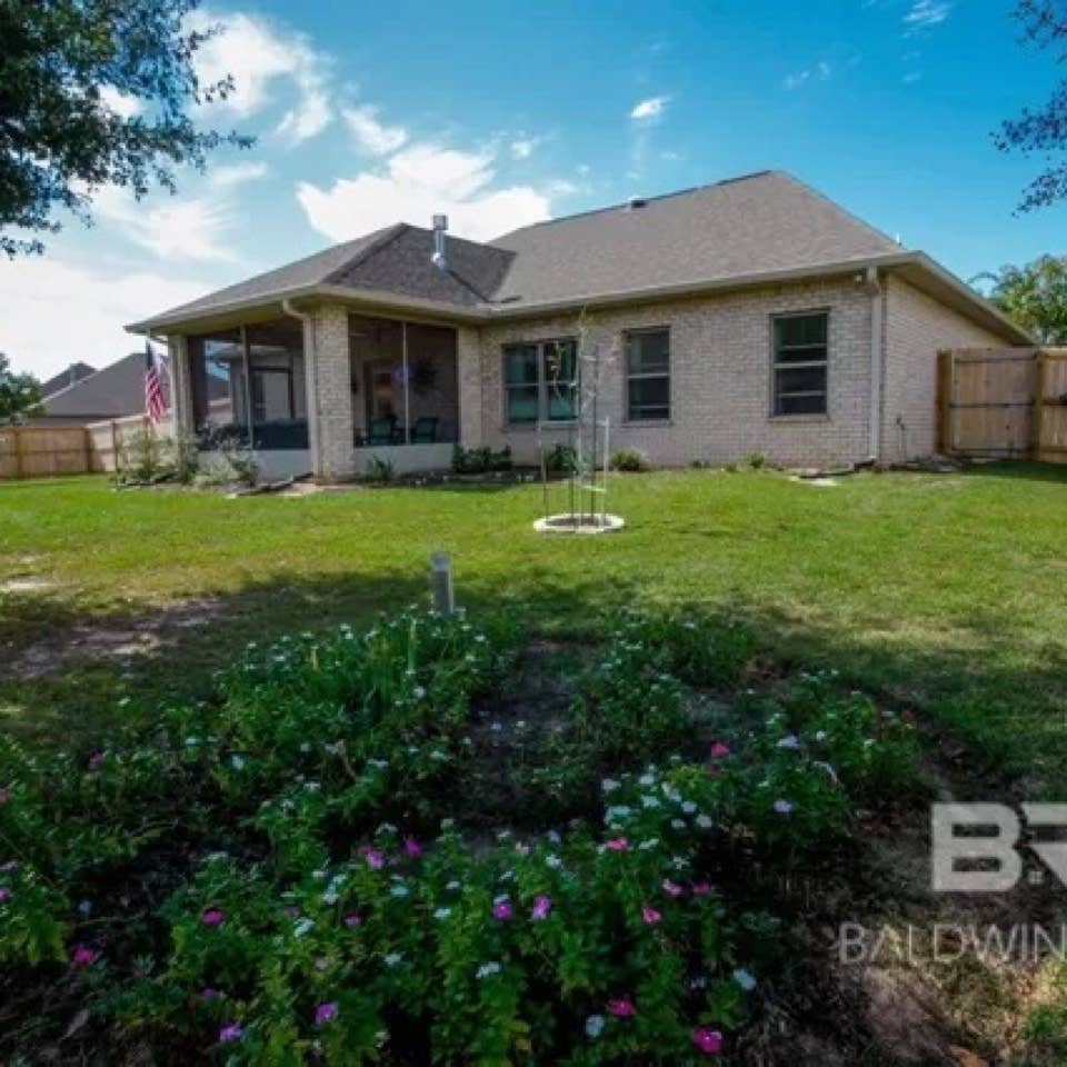 Beautiful Home Close to the Beach 