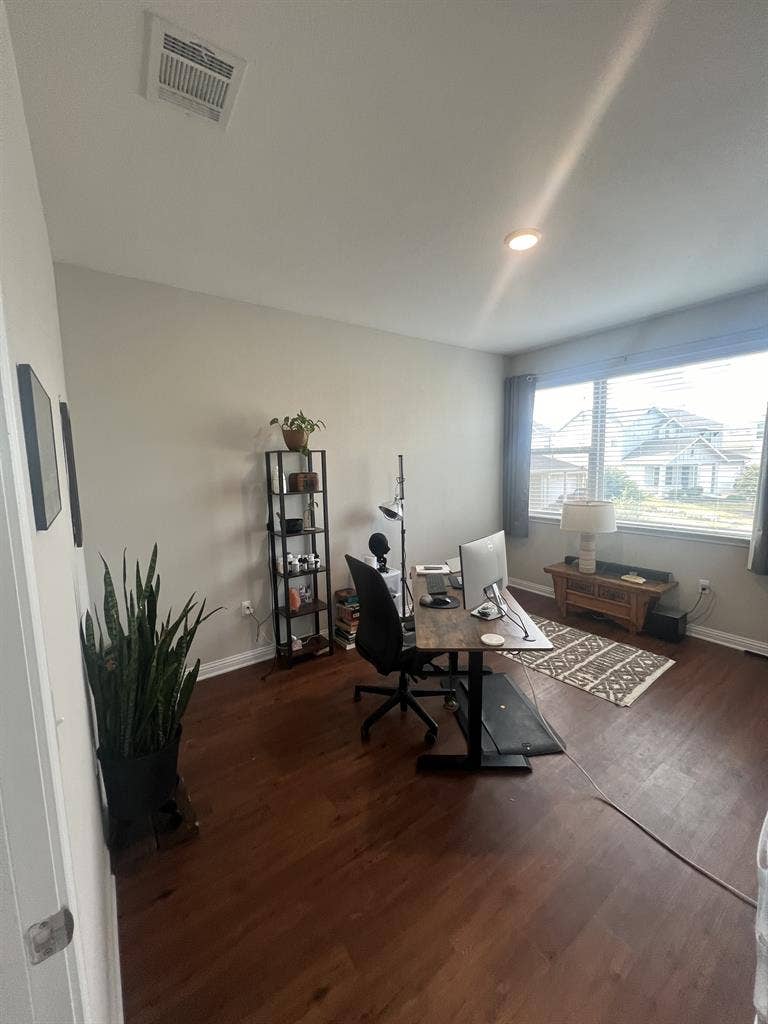 1br/ba + office available asap