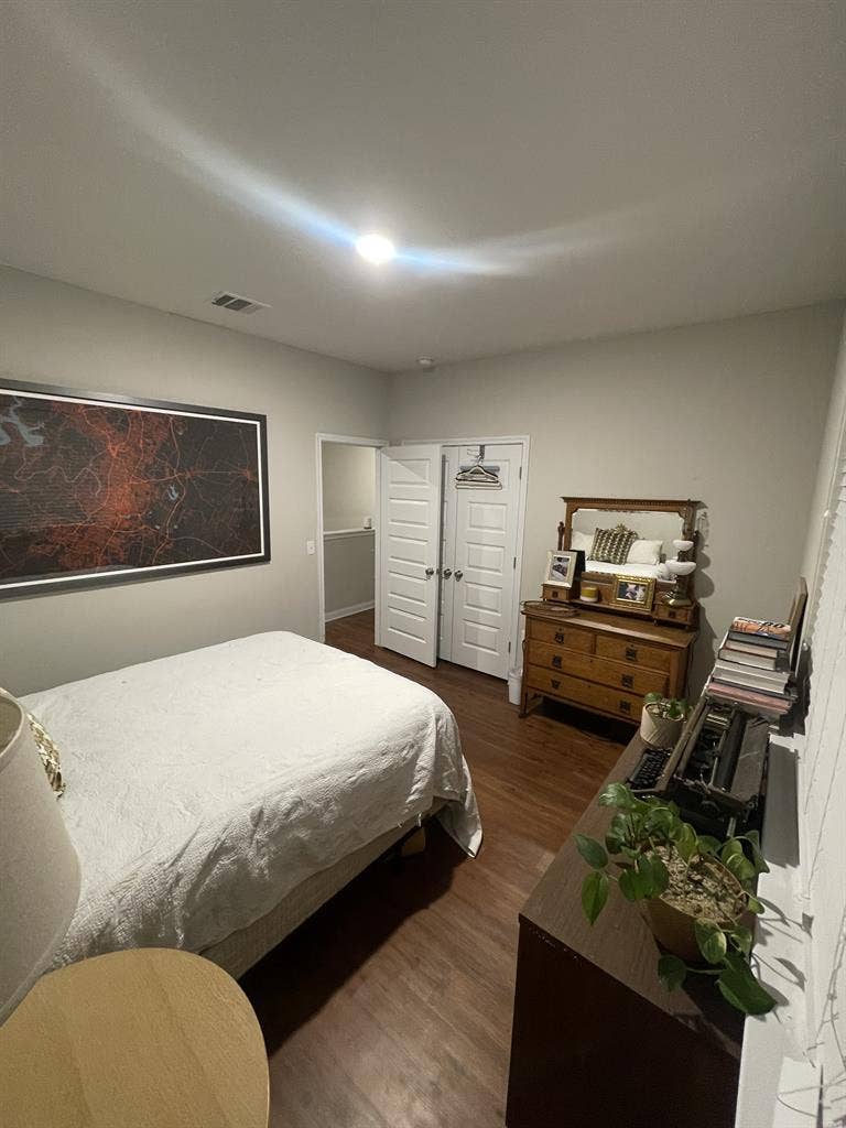 1br/ba + office available asap