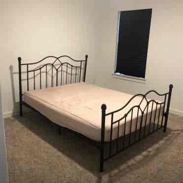 Bedroom for rent upstairs