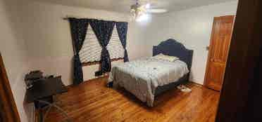 Decatur room 4 rent