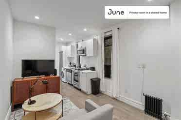 2 BR in New York City