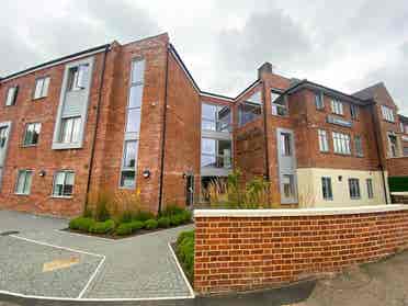 Student Accommodation Available