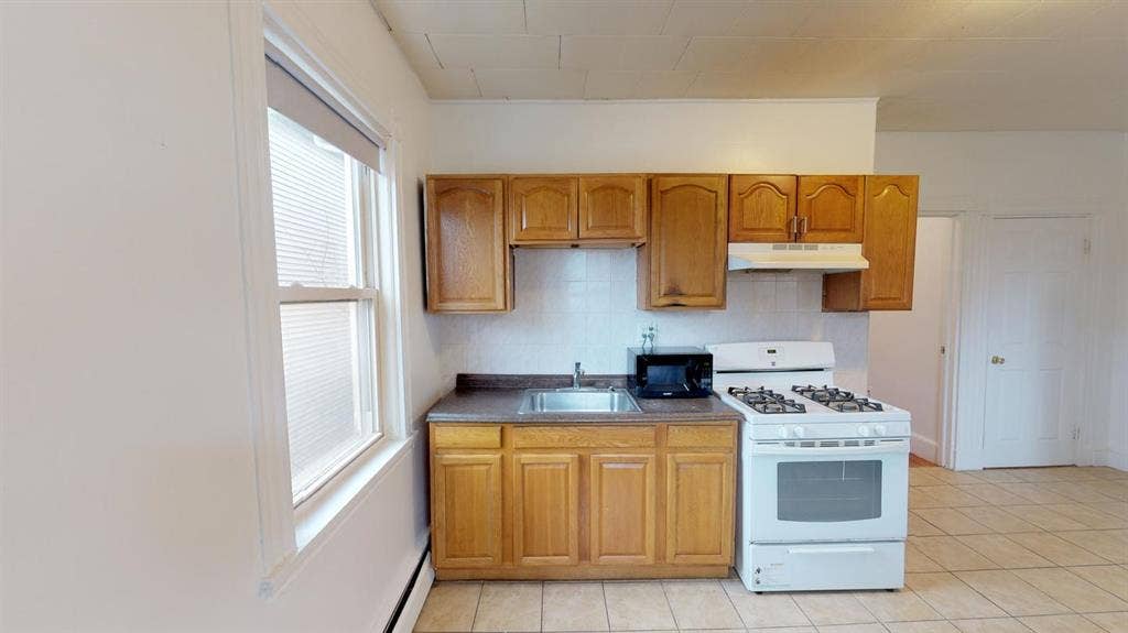 1 BR in Dorchester