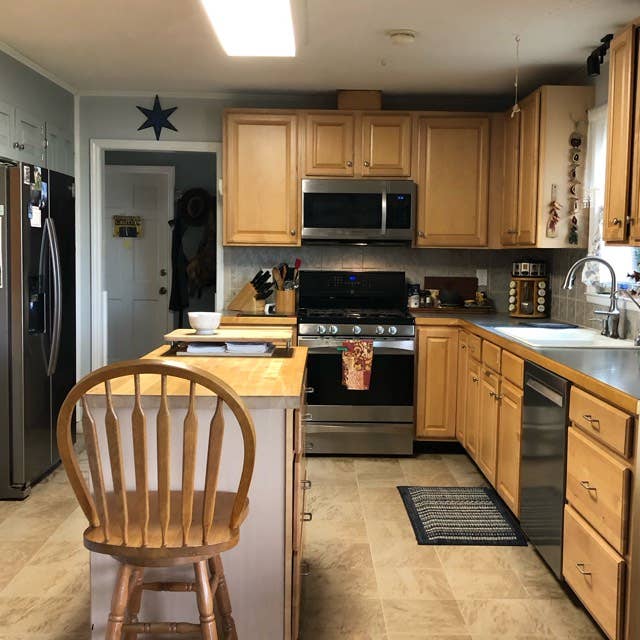 Statesville NC  
House Share