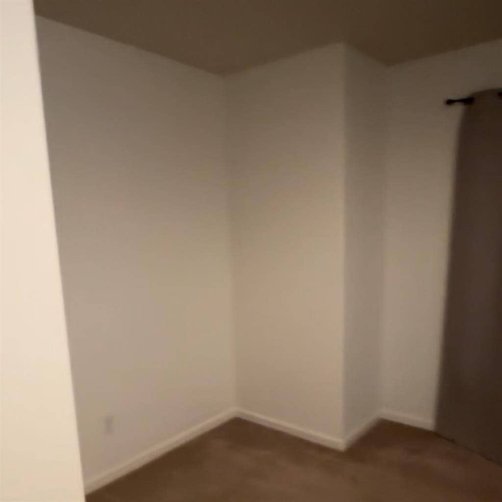 Room for rent $