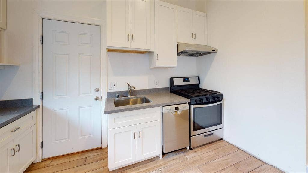 1 BR in SF