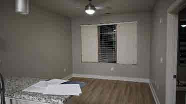 b Apartment sublease