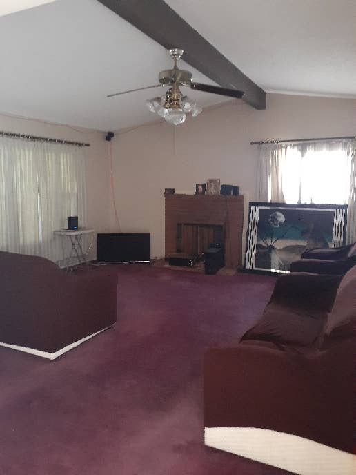 Room for rent in moreno Valley