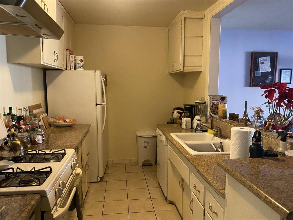 Room for Rent in West Los Angeles