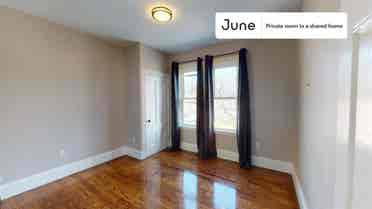 4 BR in Boston