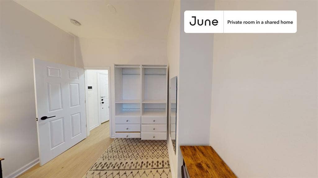 2 BR in New York City