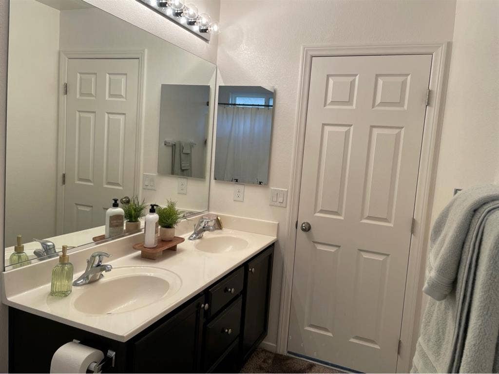 Serene Summerlin Bedroom