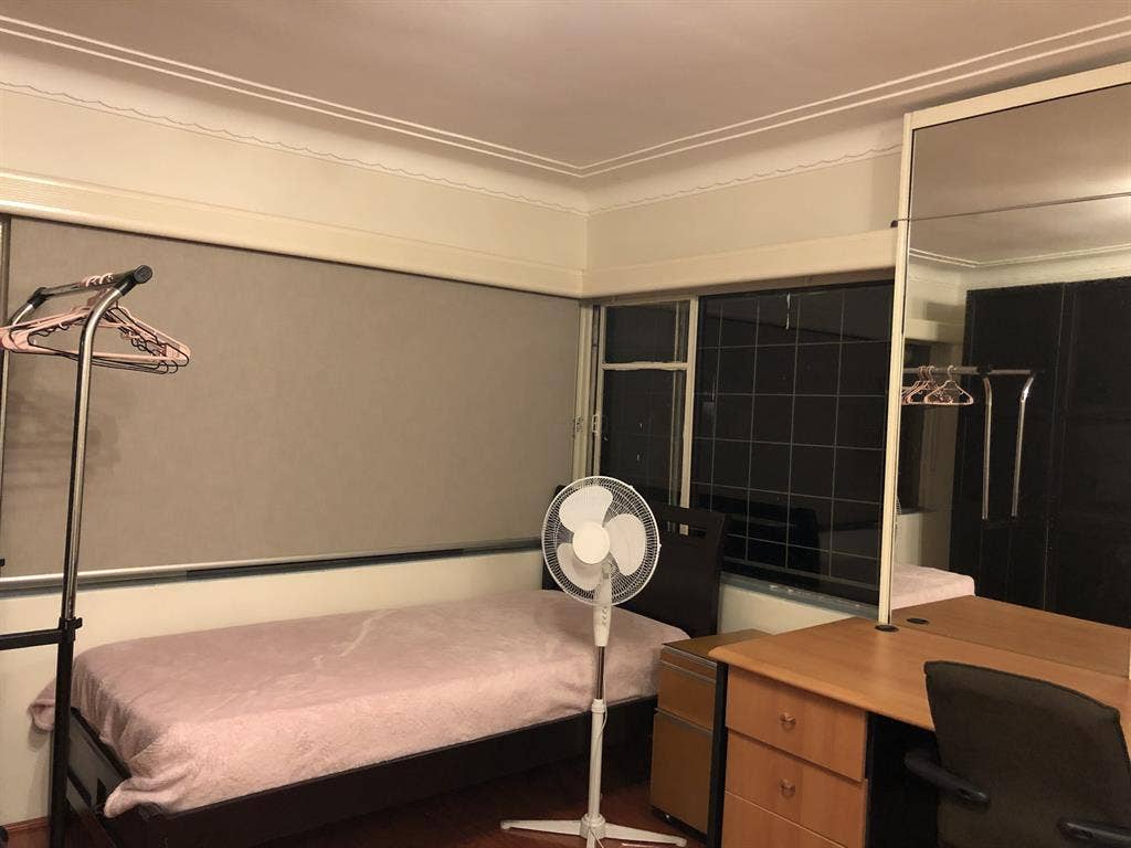 STRATHFIELD:
Need 1female Room mate,